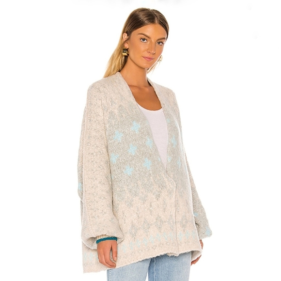Free People Alpaca Winter Wonderland Cardigan Sweater Size Medium Blue Combo - Picture 2 of 8